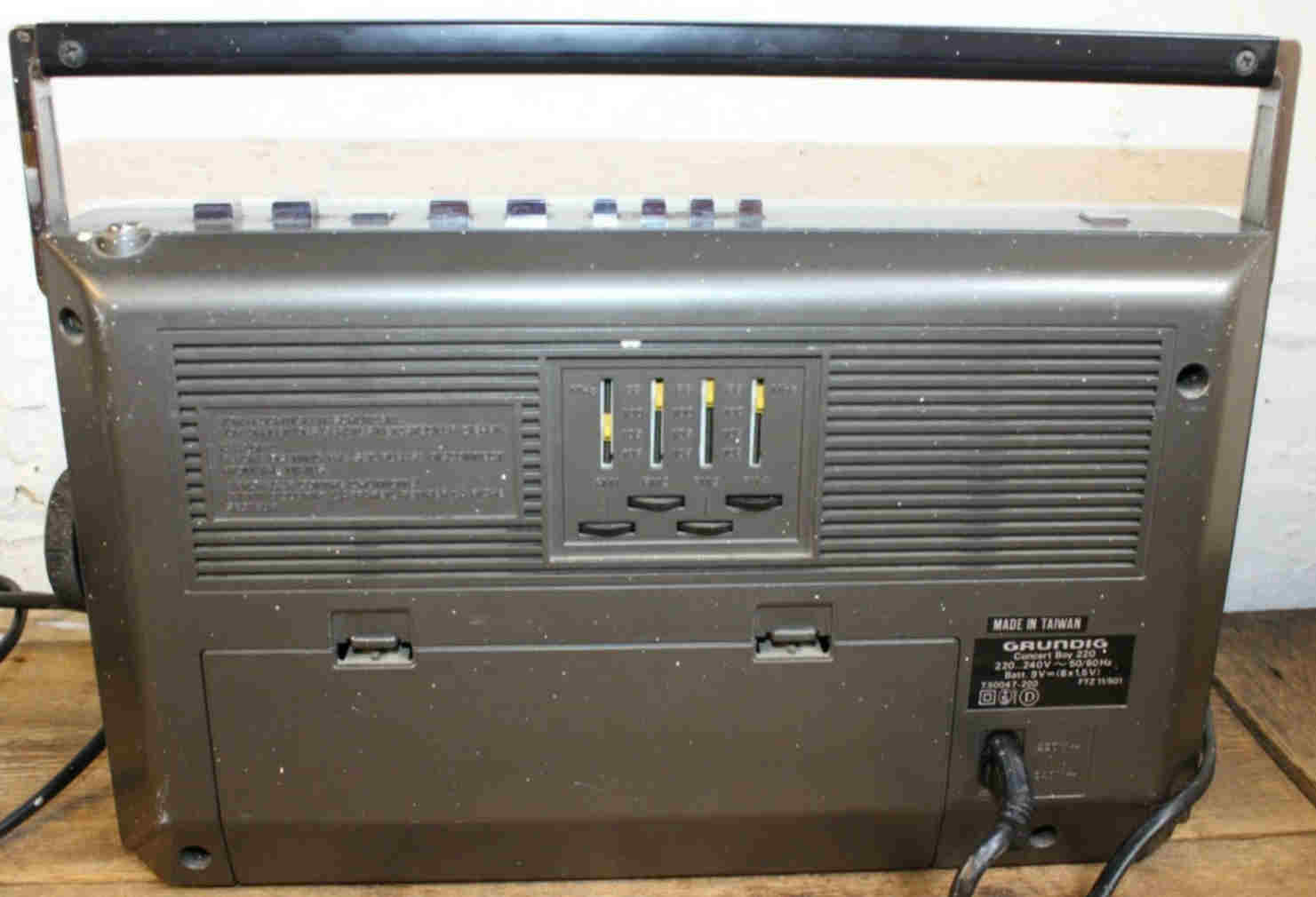 Grundig Concert Boy 220